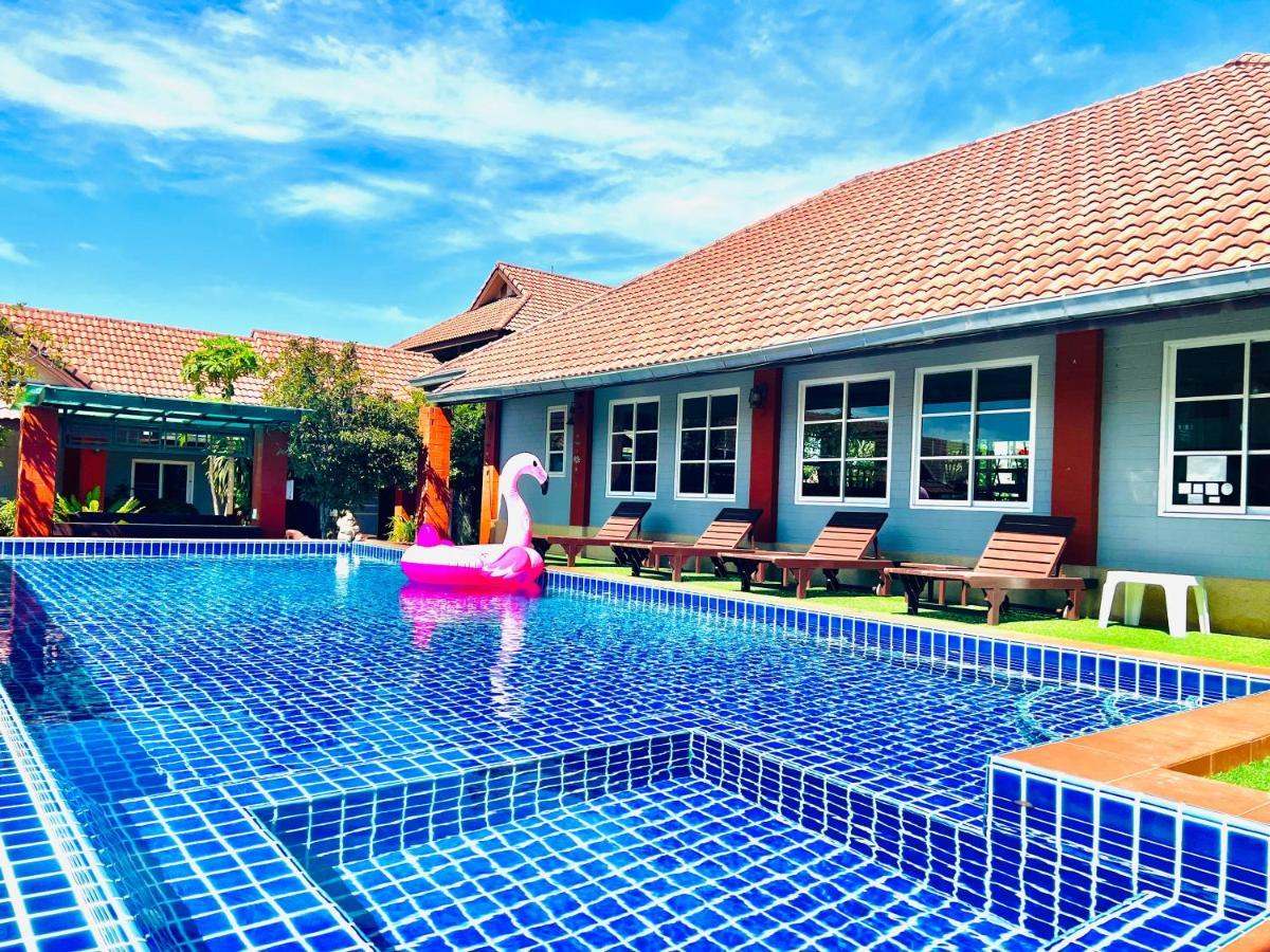 Benwadee Resort Pattaya Ban Pong  Εξωτερικό φωτογραφία