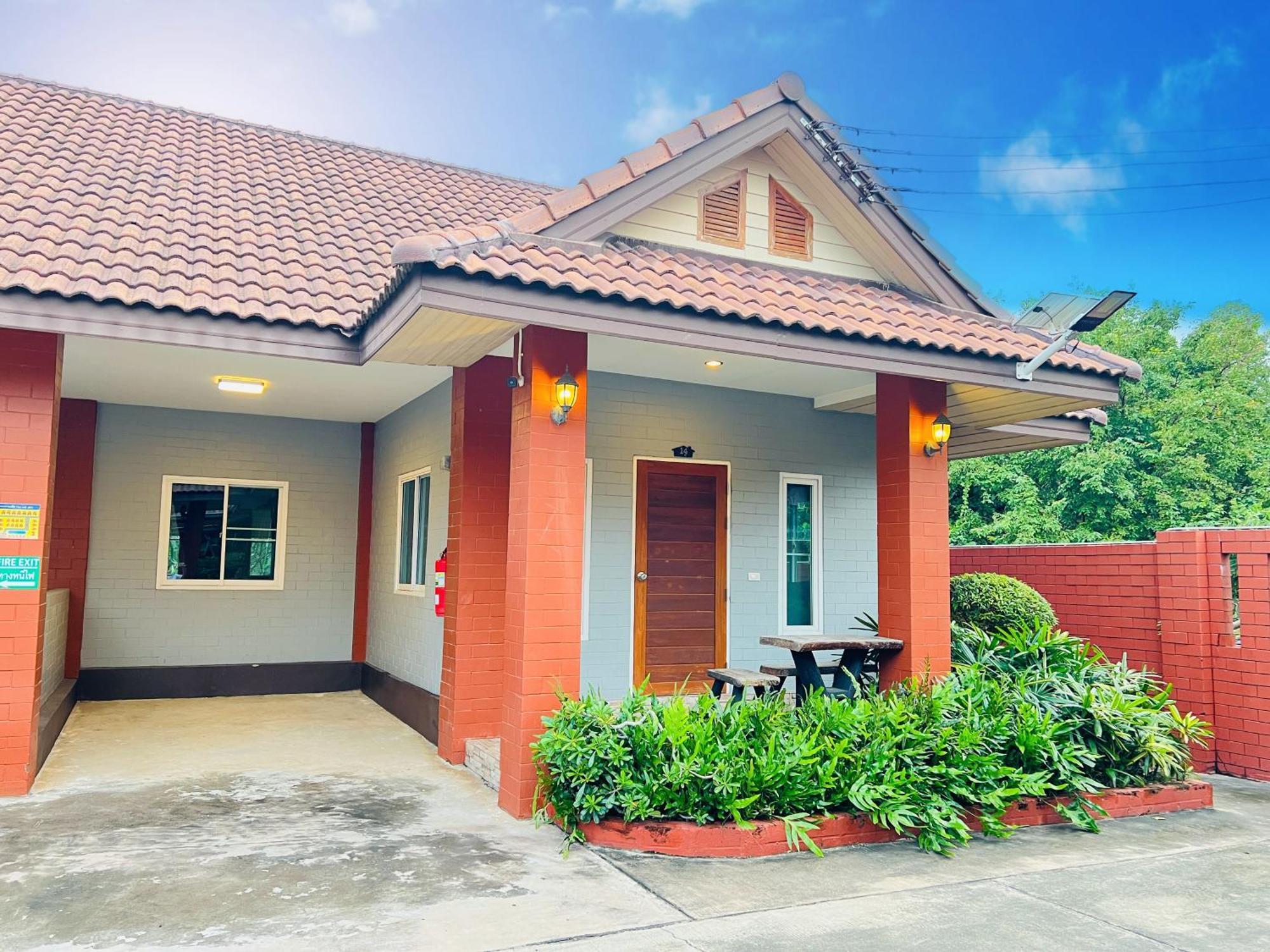 Benwadee Resort Pattaya Ban Pong  Εξωτερικό φωτογραφία